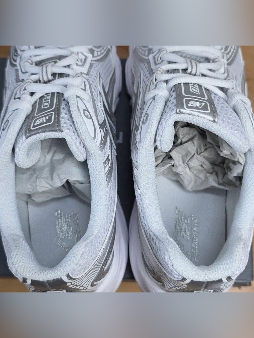 New Balance Women's White and Silver Walking Shoes - Picture 4 of 7